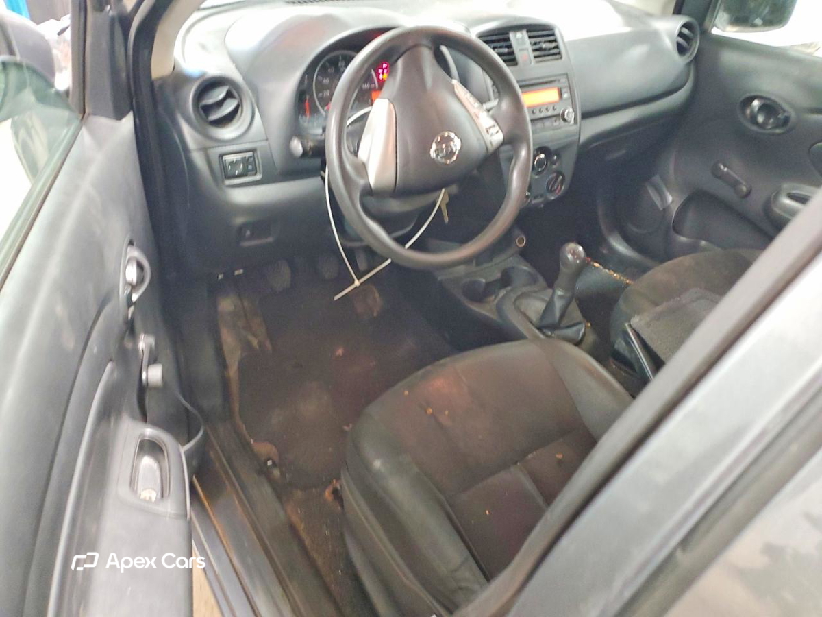 Nissan Versa 2018