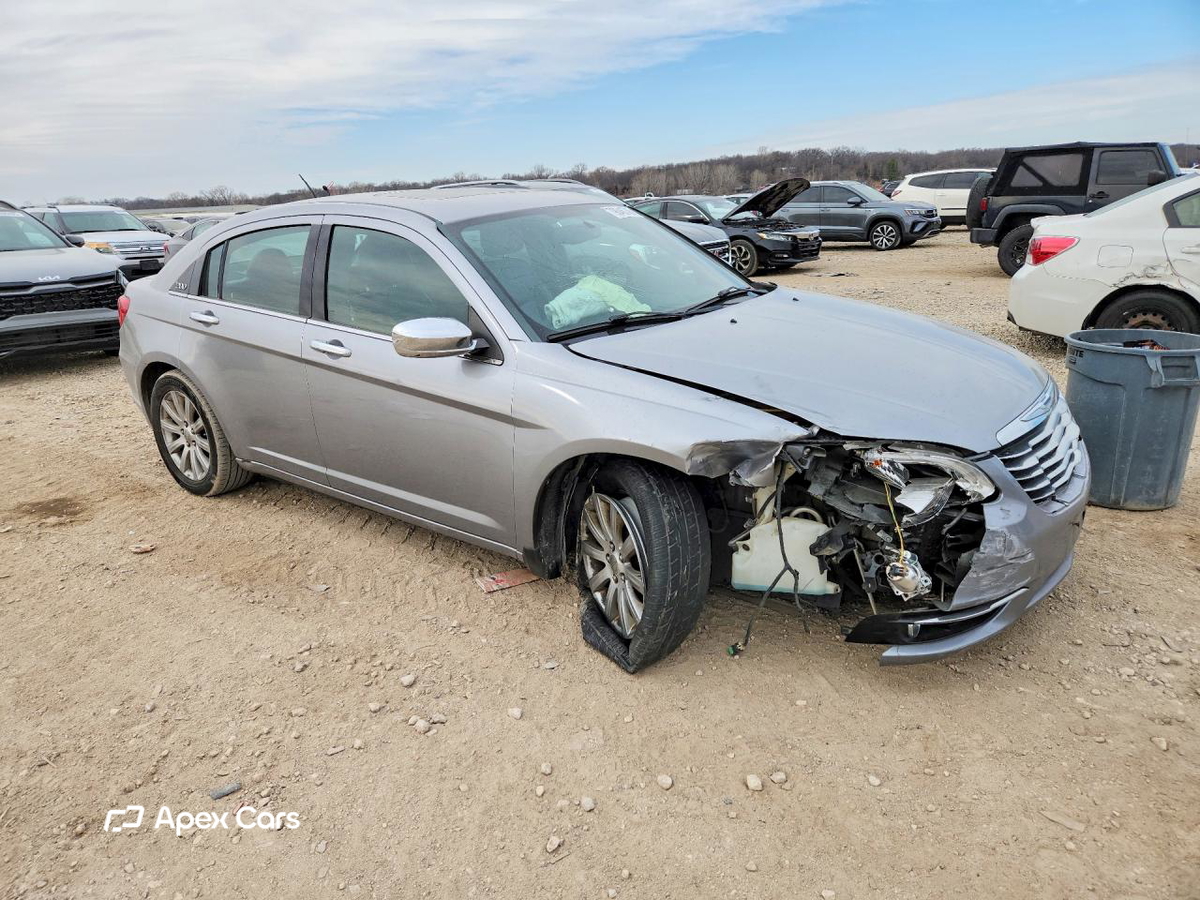 Chrysler 200 2013