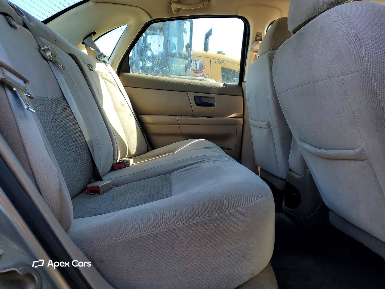 Ford Taurus 2004