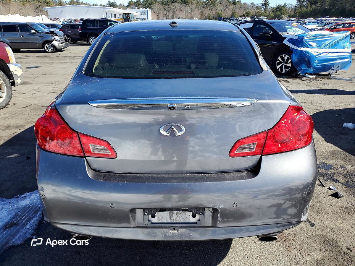 Infiniti G 2013