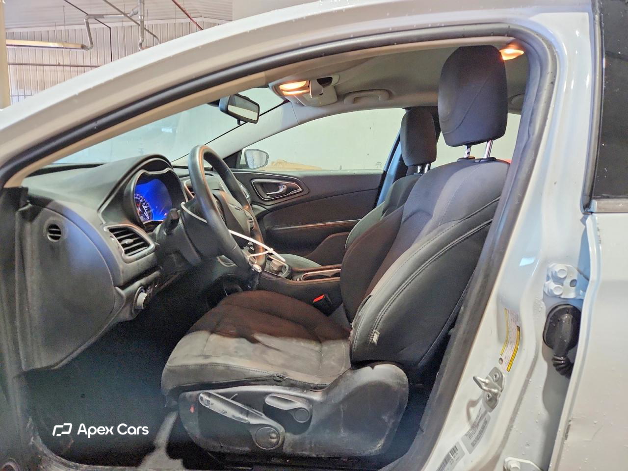 Chrysler 200 2015