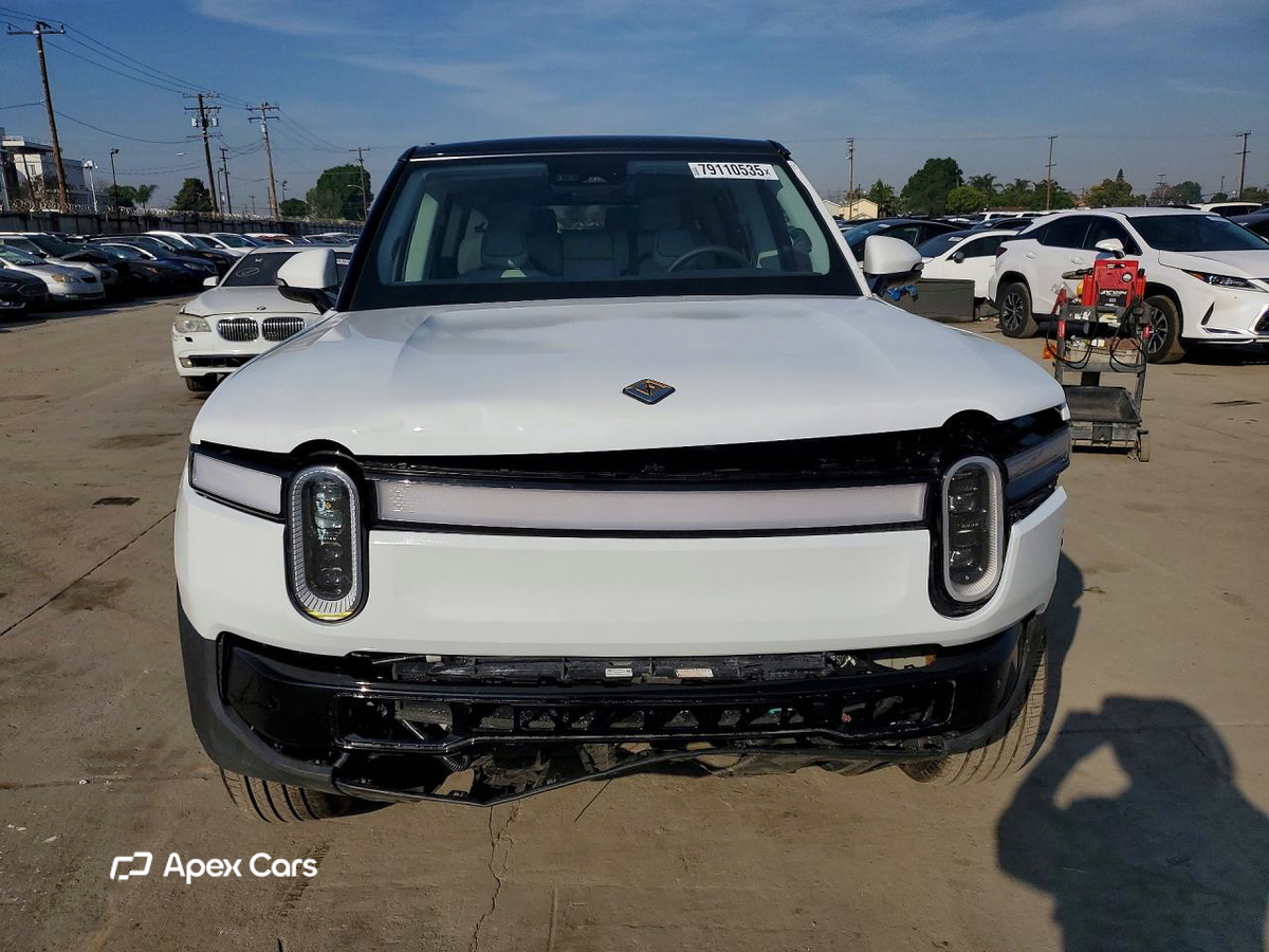 Rivian R1S 2025