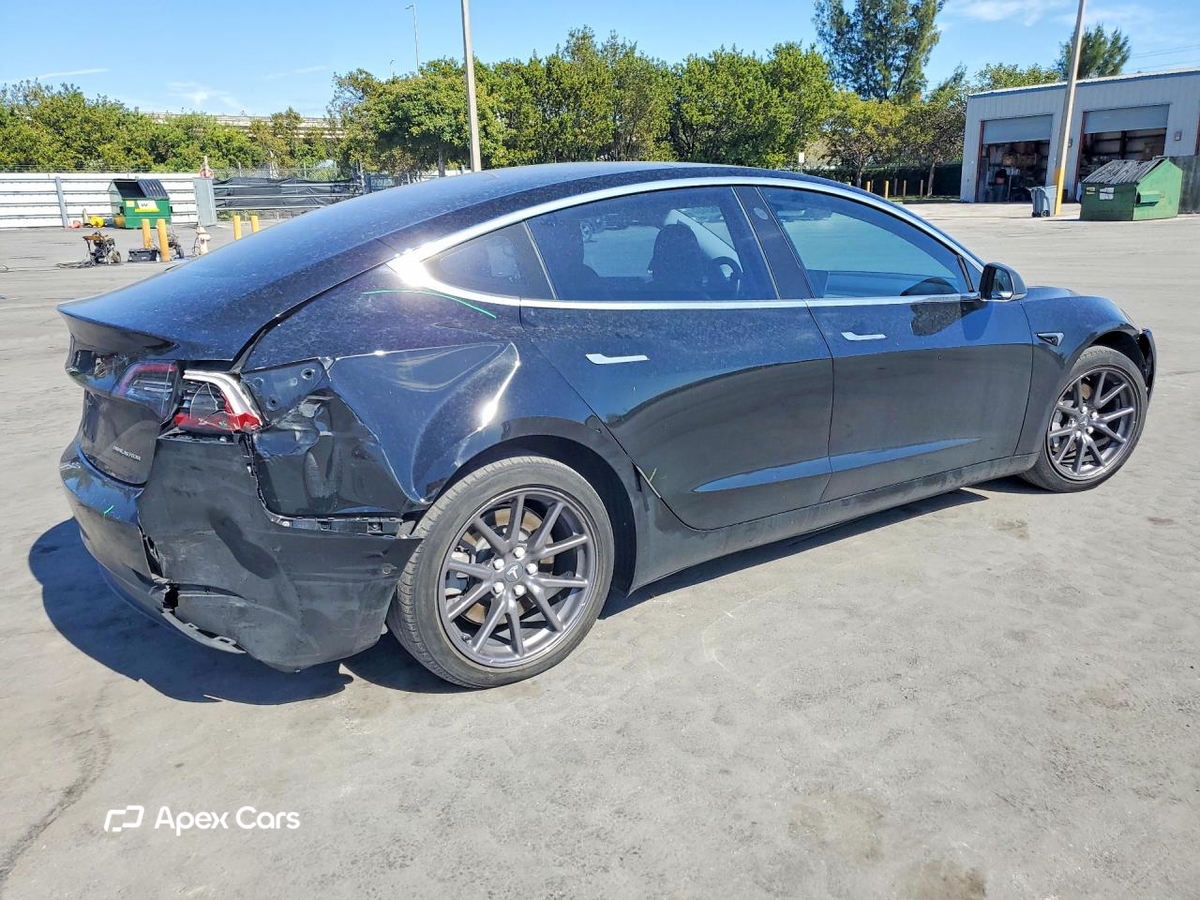 Tesla Model 3 2018