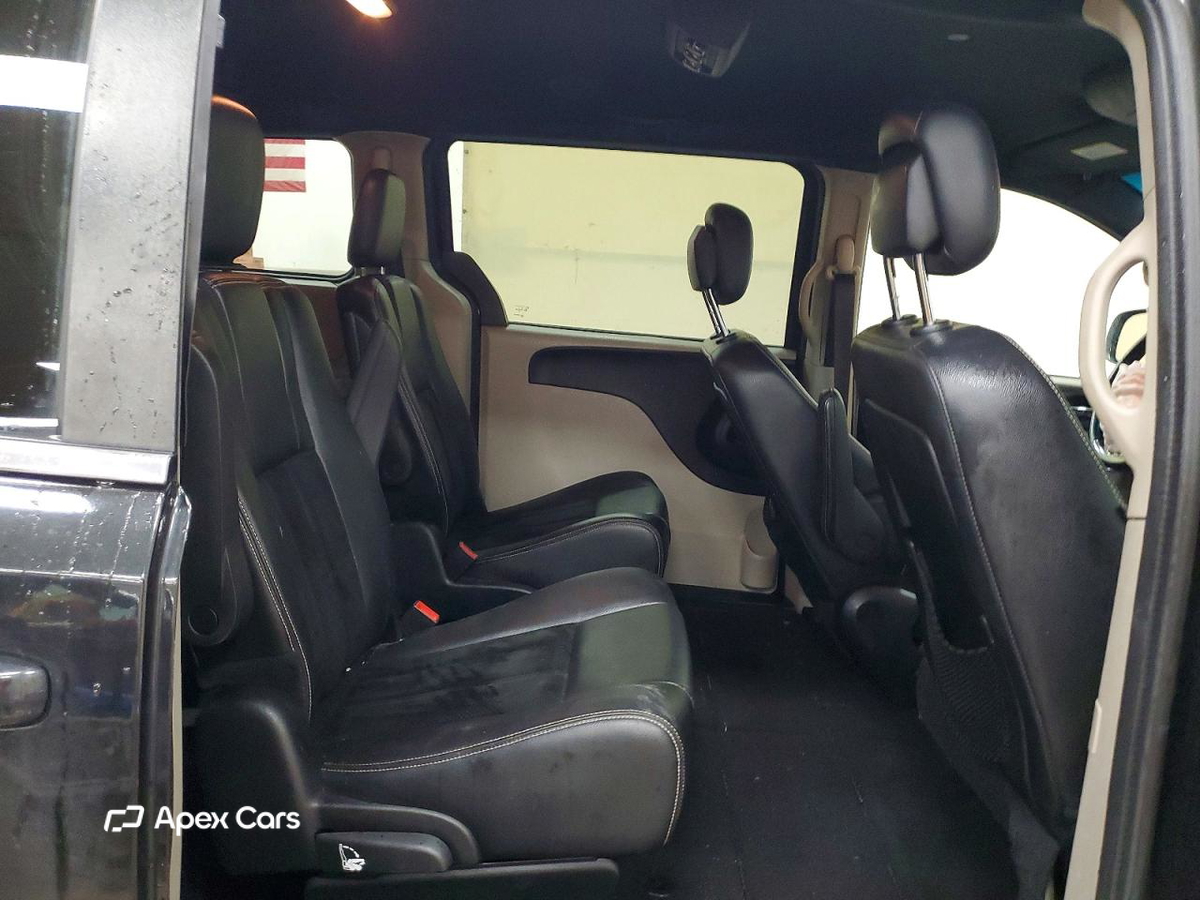 Dodge Caravan 2017