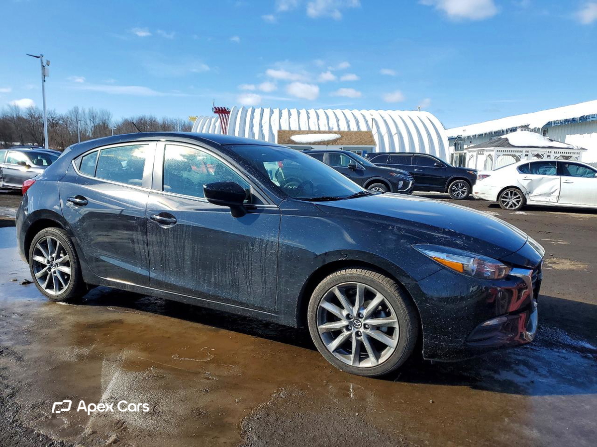 Mazda 3 2018