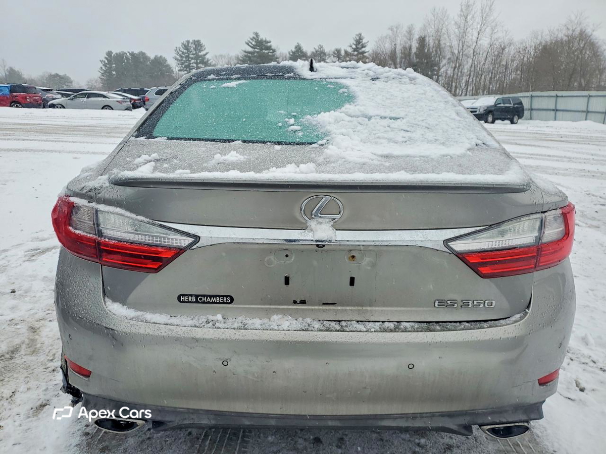 Lexus ES 2016