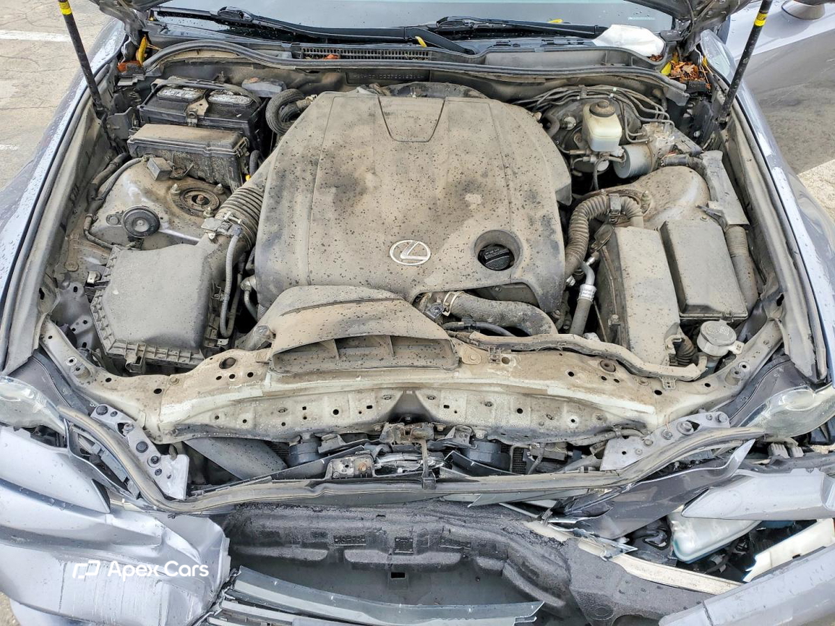 Lexus IS 2015