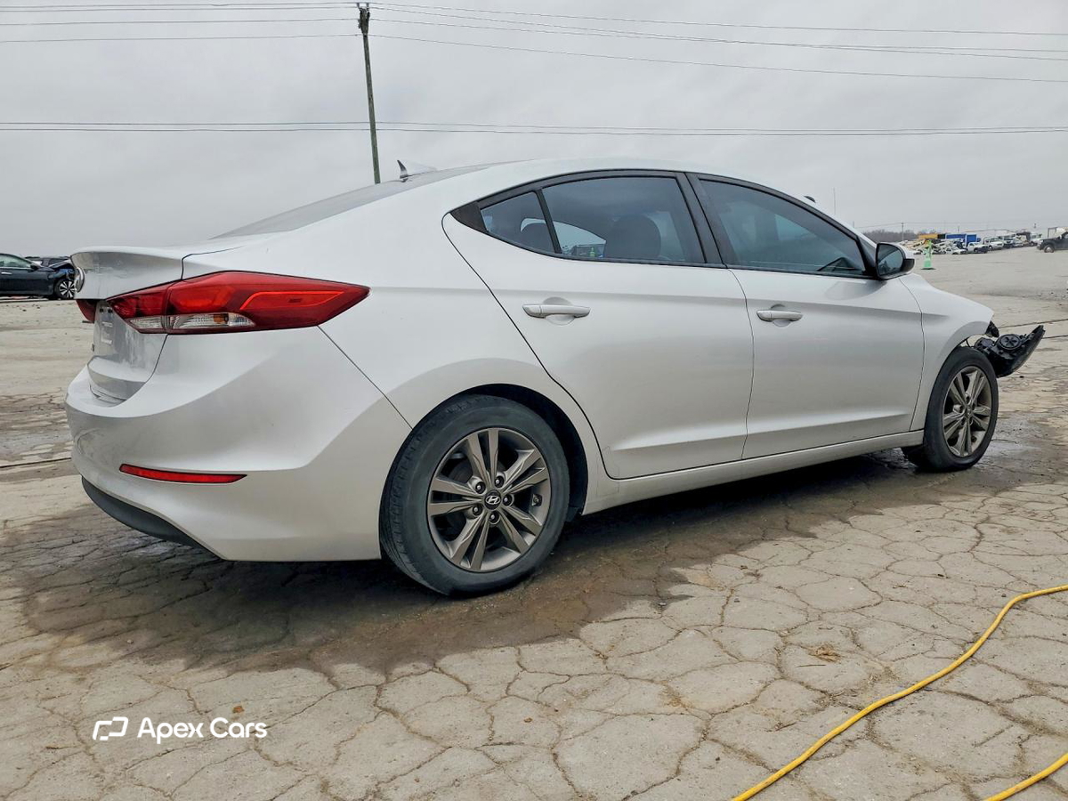 Hyundai Elantra 2017
