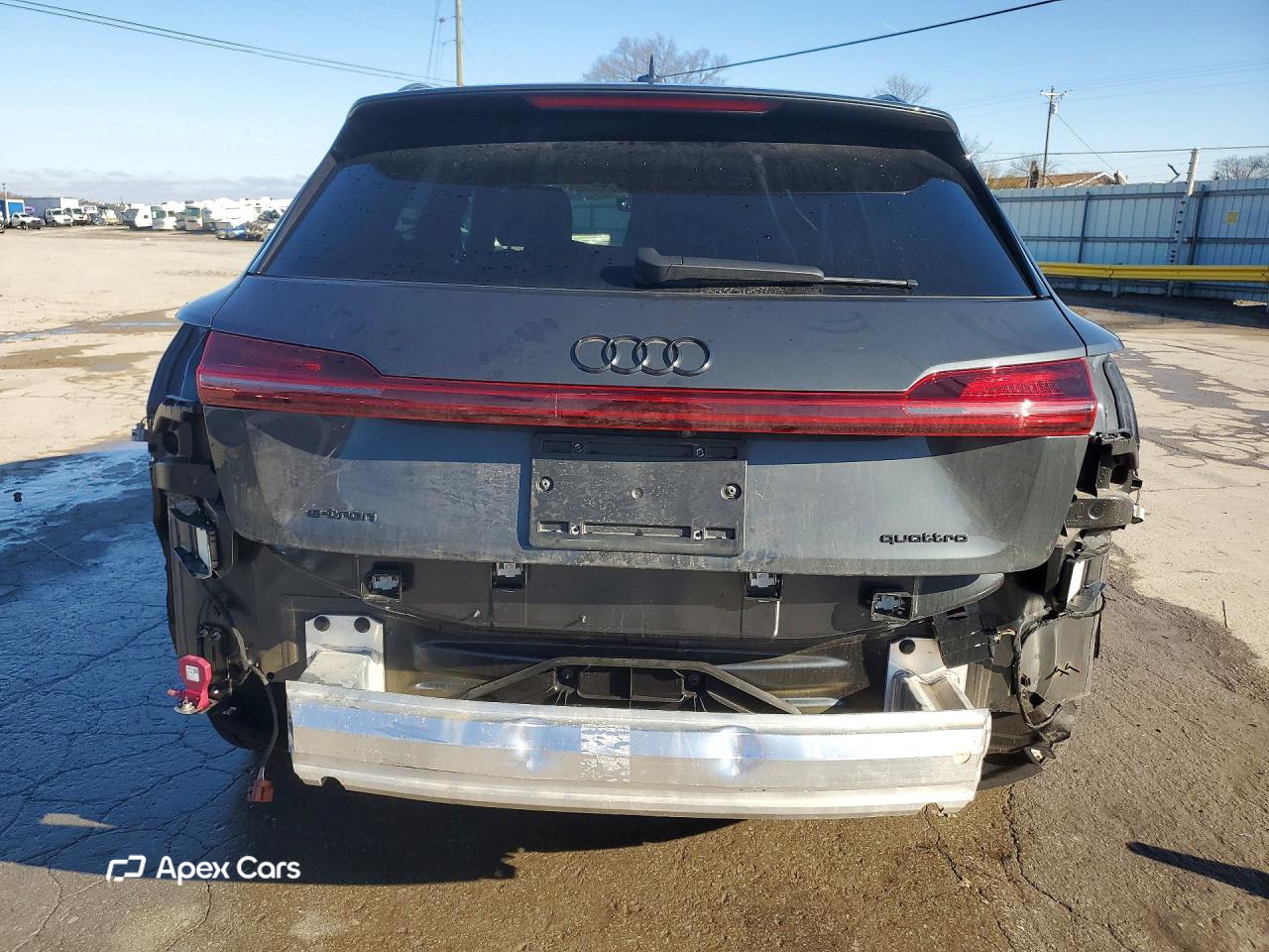 Audi e-tron 2022