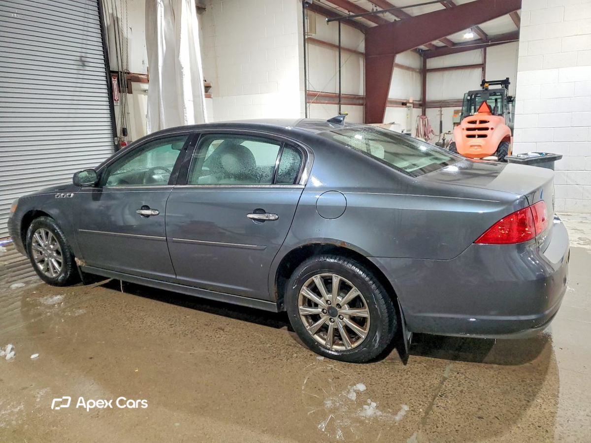 Buick Lucerne 2011