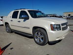 Chevrolet Avalanche 2013