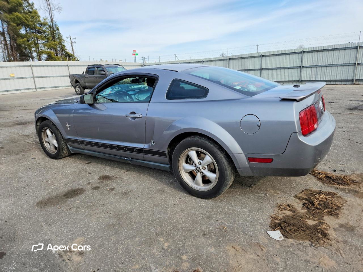 Ford Mustang 2007