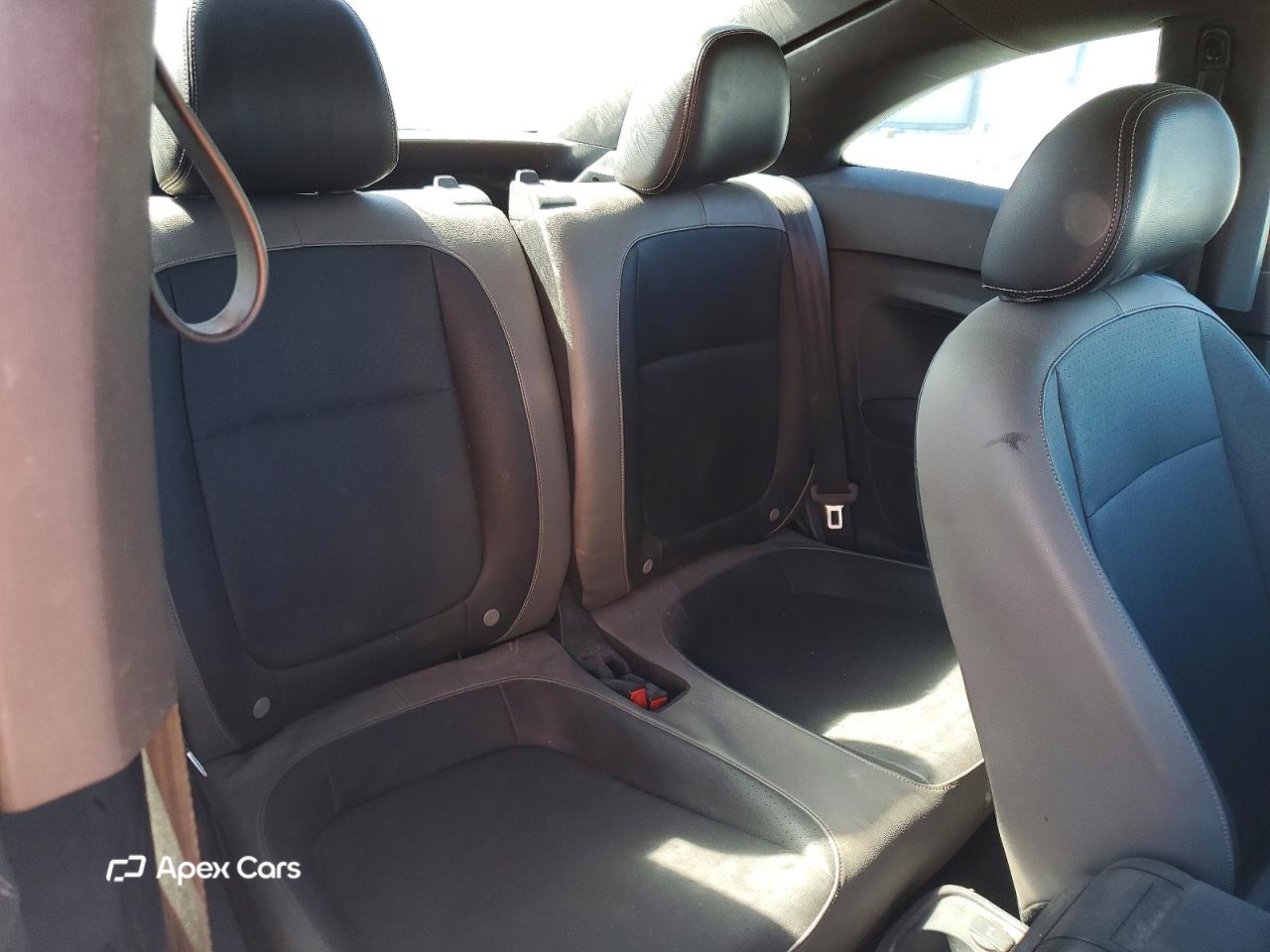 Volkswagen Beetle 2015