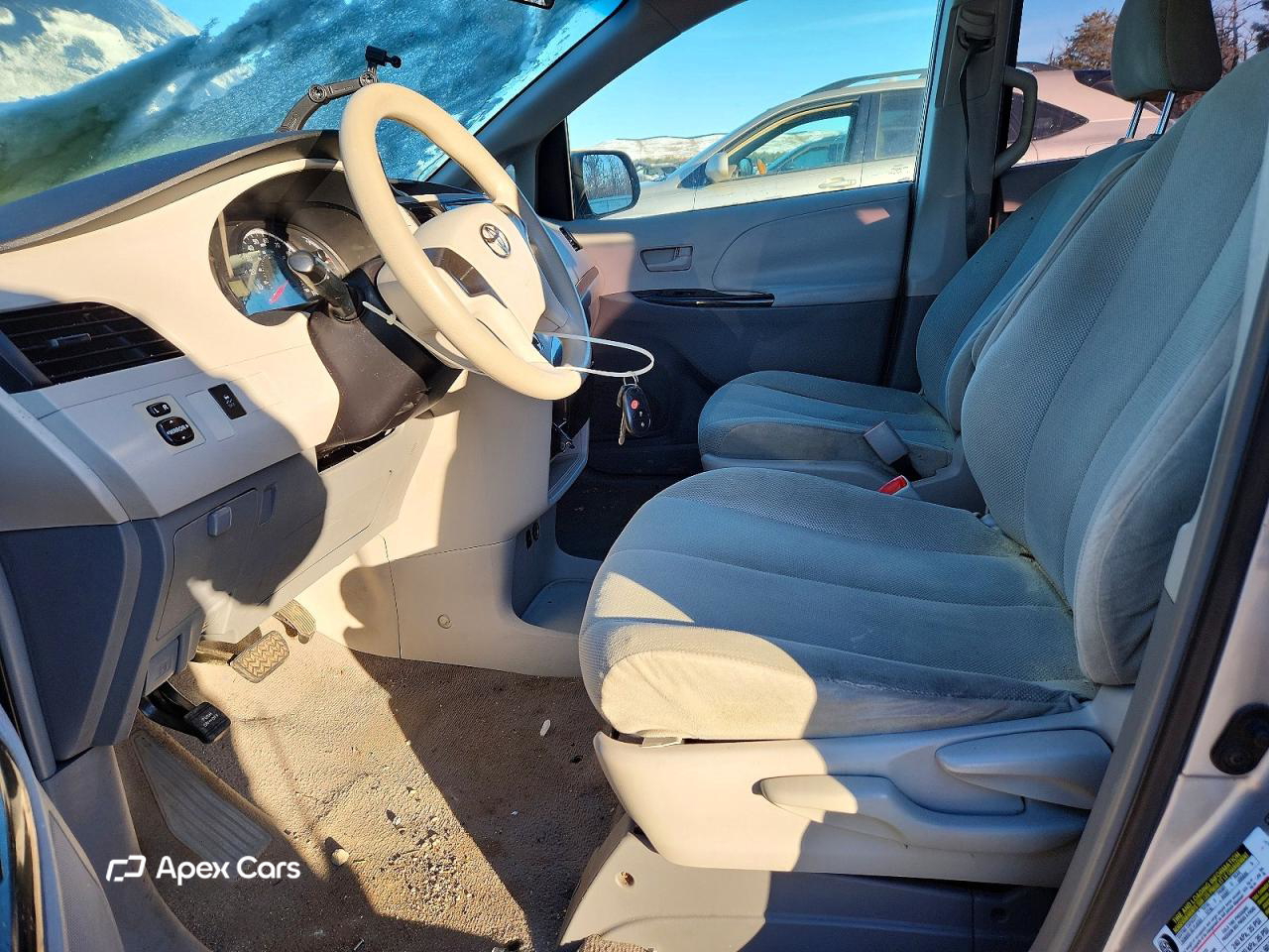 Toyota Sienna 2011