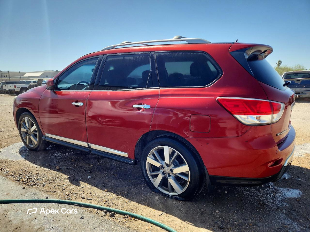 Nissan Pathfinder 2014