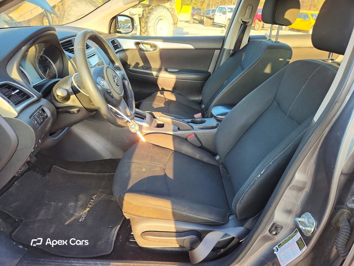 Nissan Sentra 2018