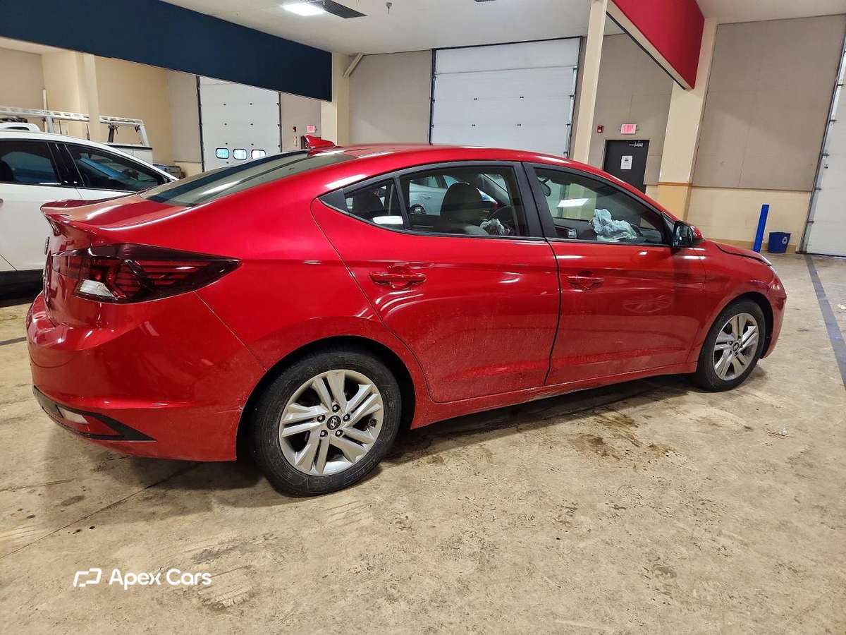 Hyundai Elantra 2020