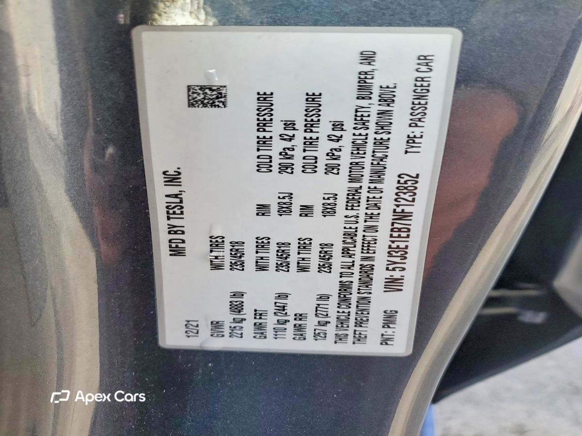 Tesla Model 3 2022