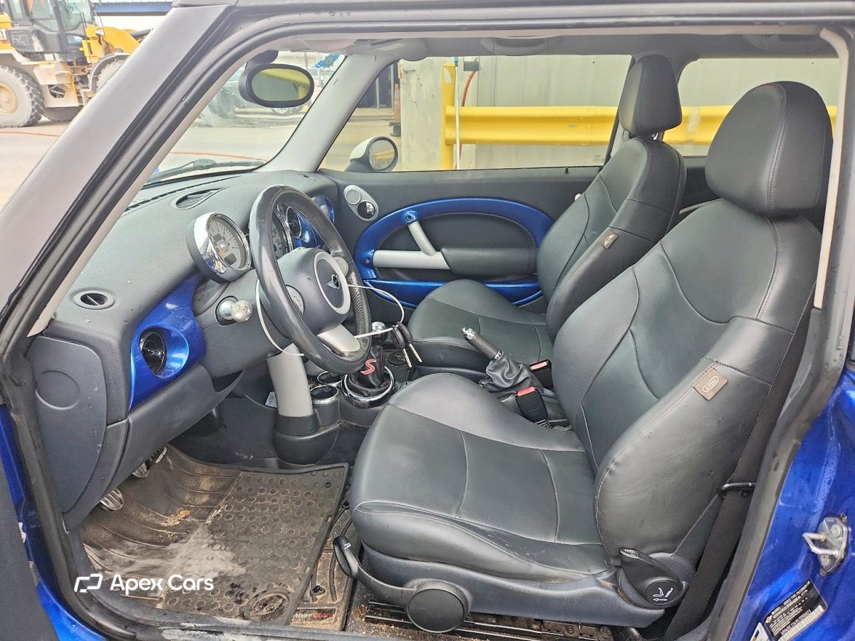 MINI Cooper 2005
