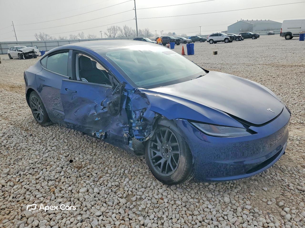 Tesla Model 3 2025