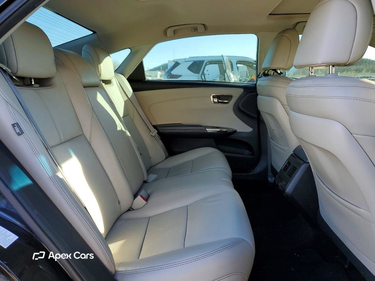 Toyota Avalon 2015