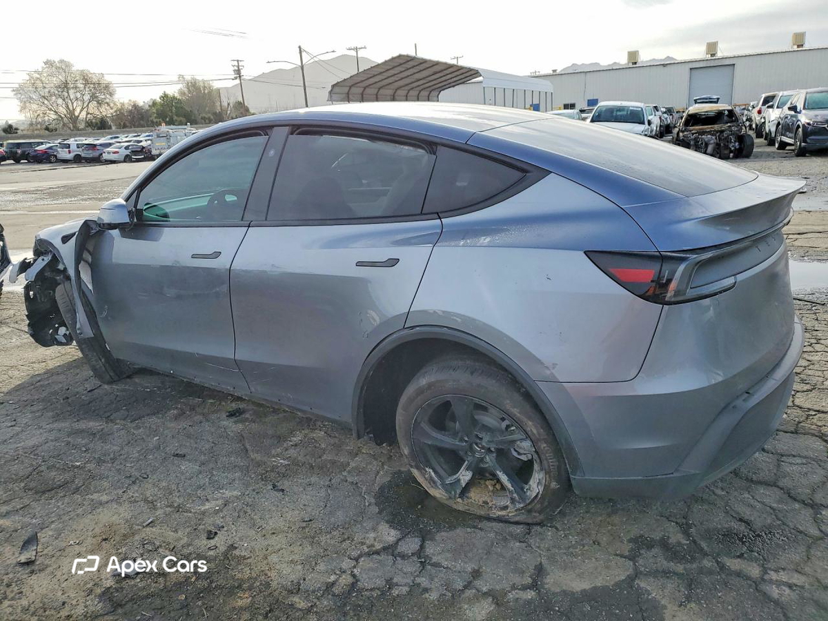 Tesla Model Y 2026