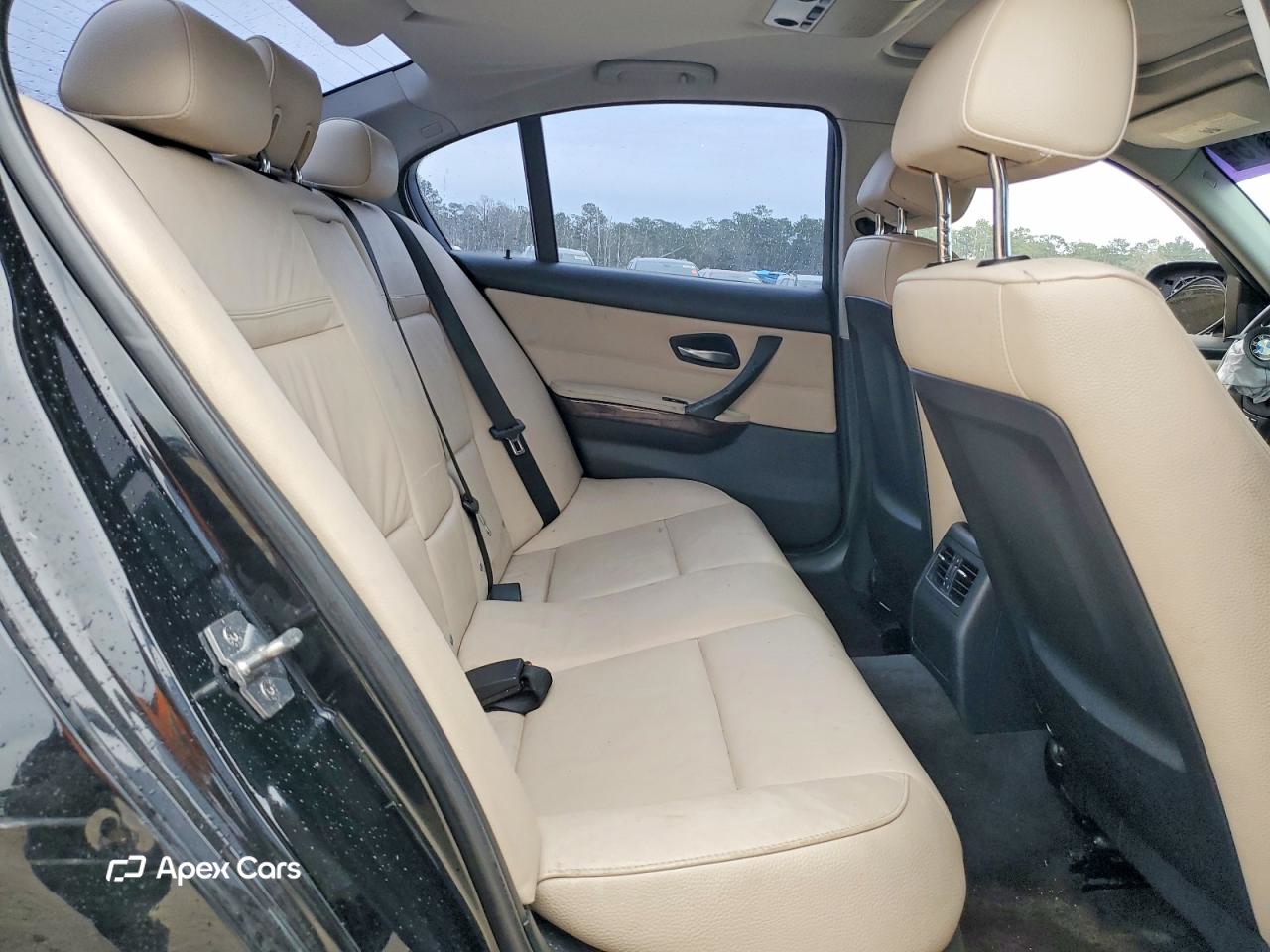 BMW Series 3 2011