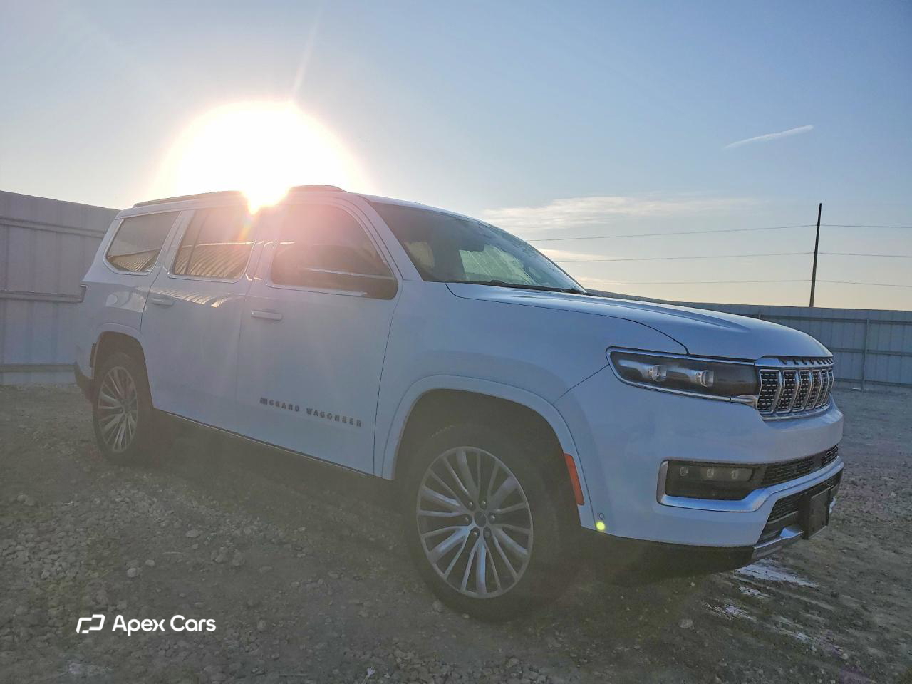 Jeep Grand Wagoneer 2023