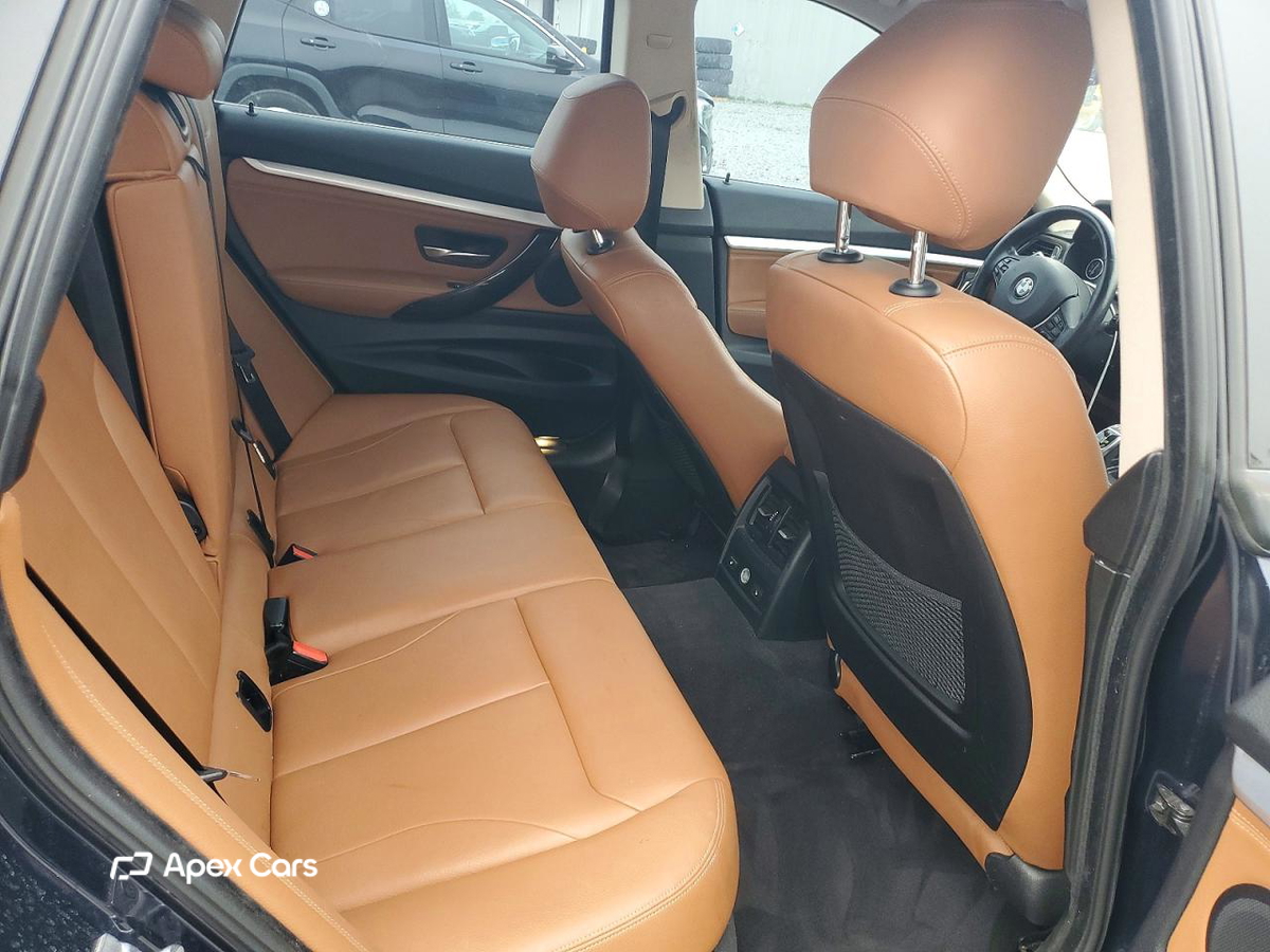 BMW Series 3 2015