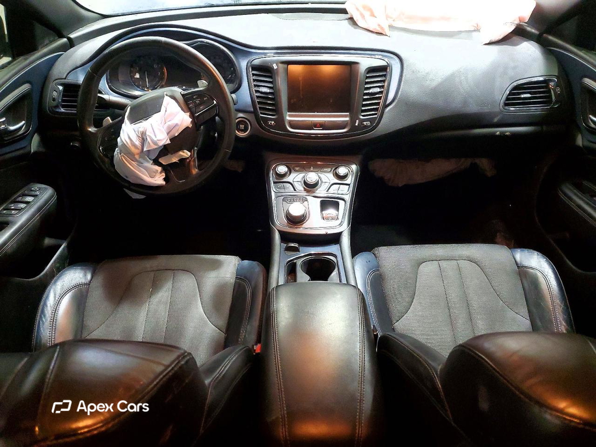 Chrysler 200 2015