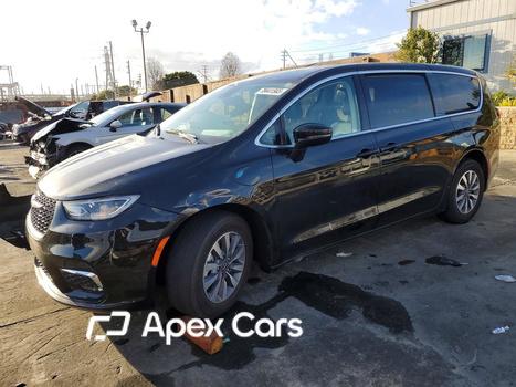 Chrysler Pacifica 2024 - Image 1 of 14
