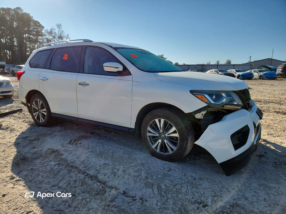 Nissan Pathfinder 2017