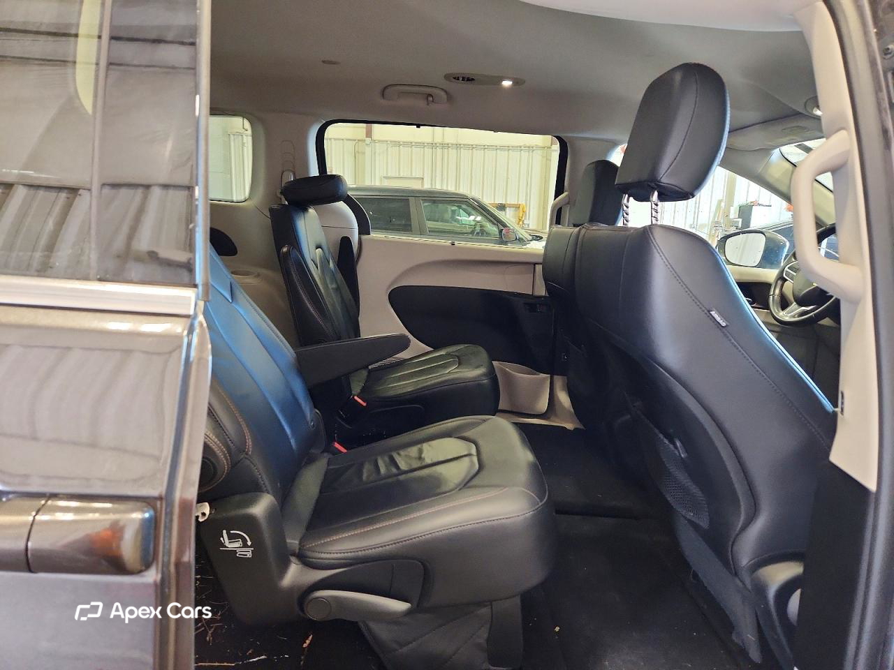 Chrysler Pacifica 2017
