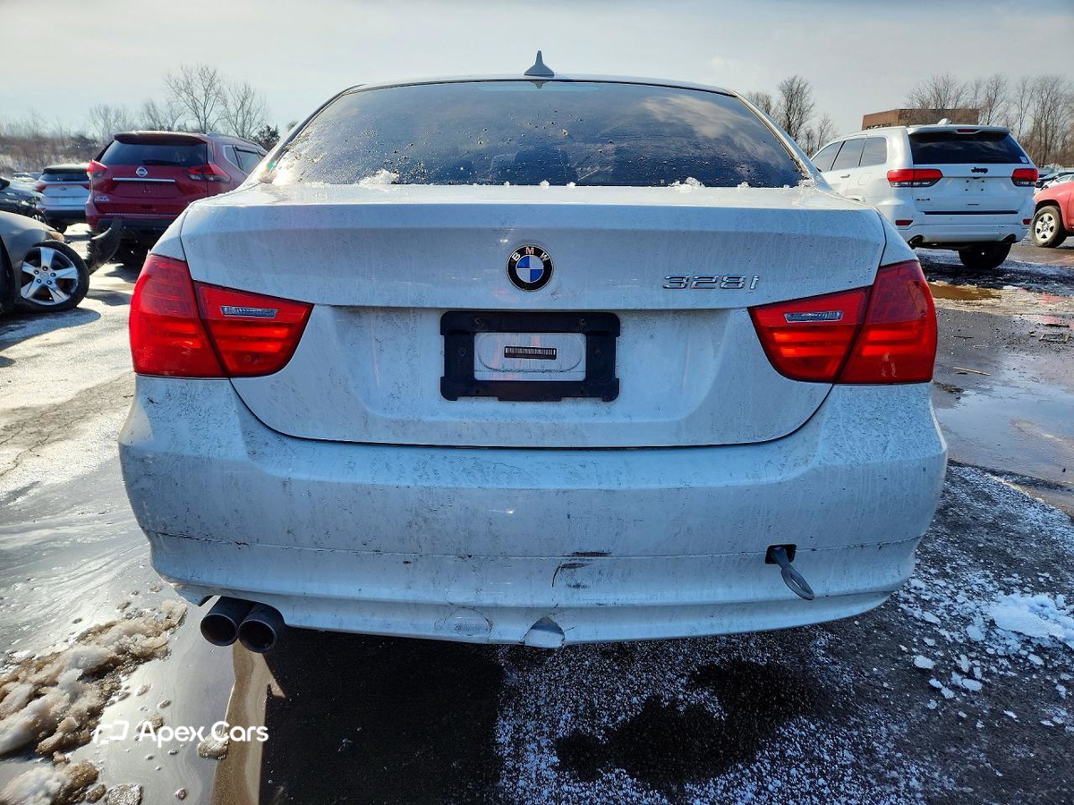 BMW Series 3 2011