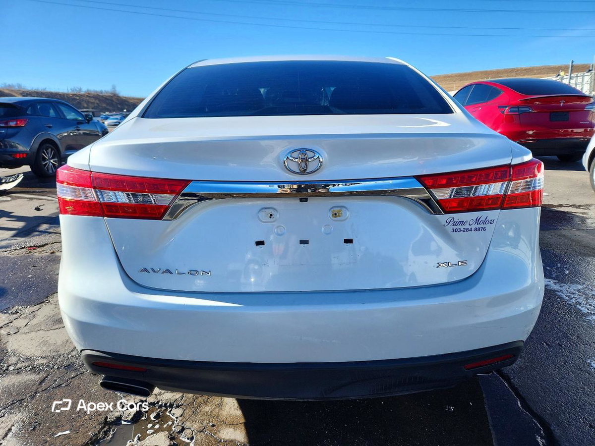 Toyota Avalon 2014