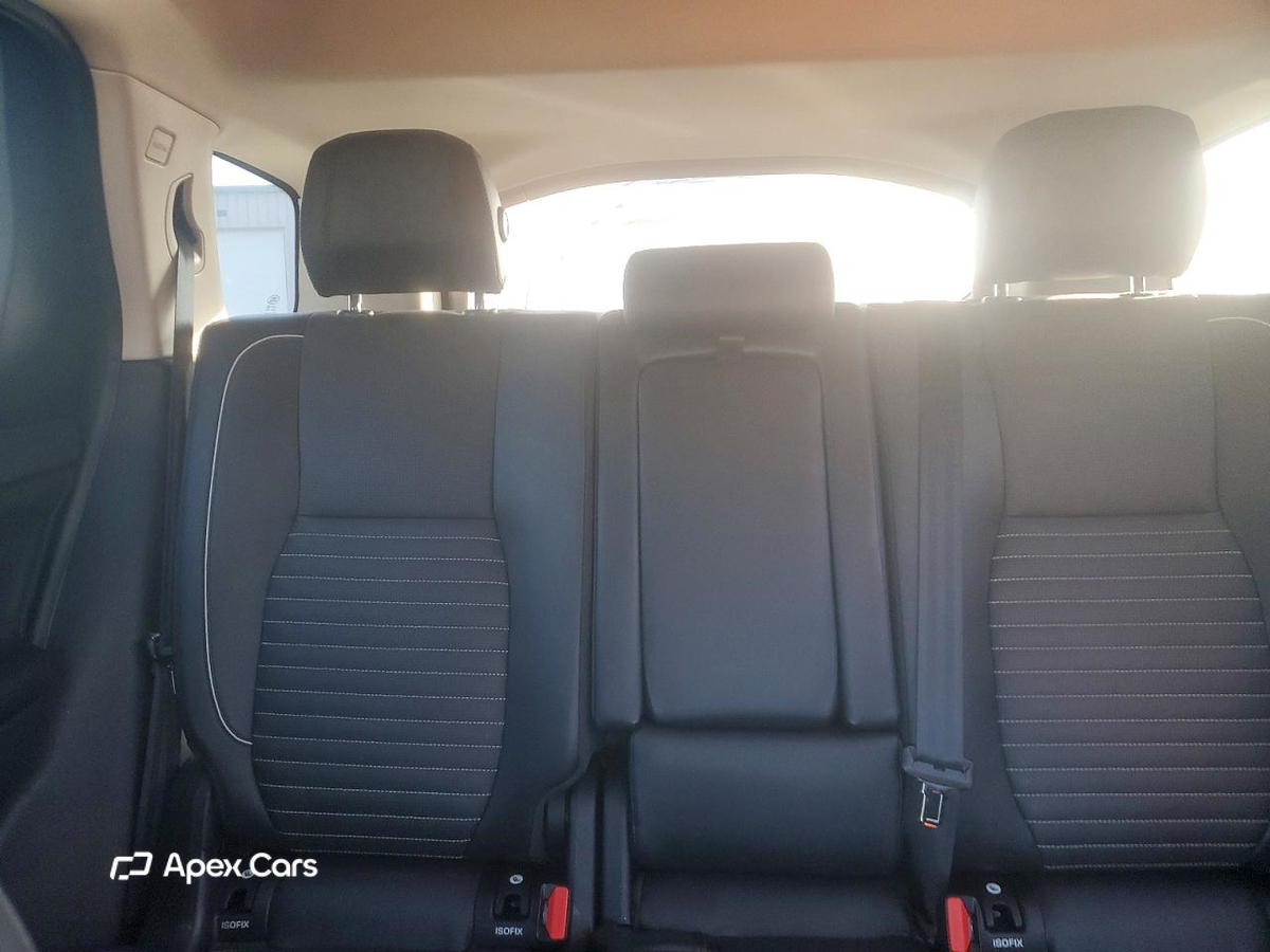 Land Rover Discovery 2018
