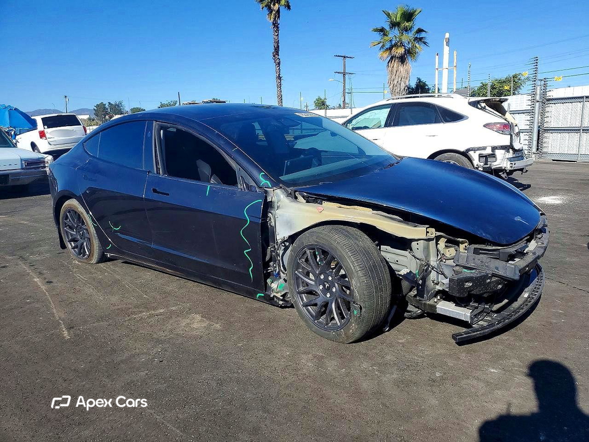 Tesla Model 3 2024