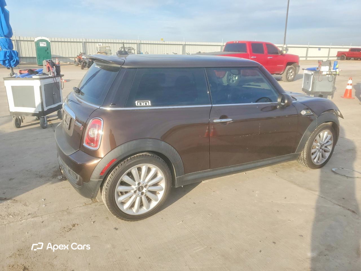 MINI Cooper 2010