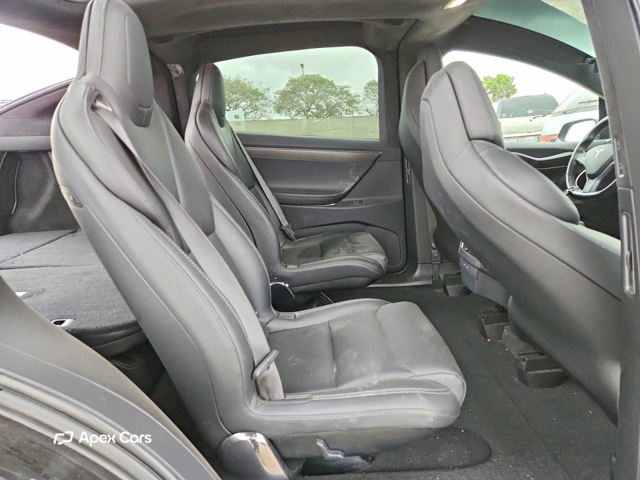Tesla Model X 2018
