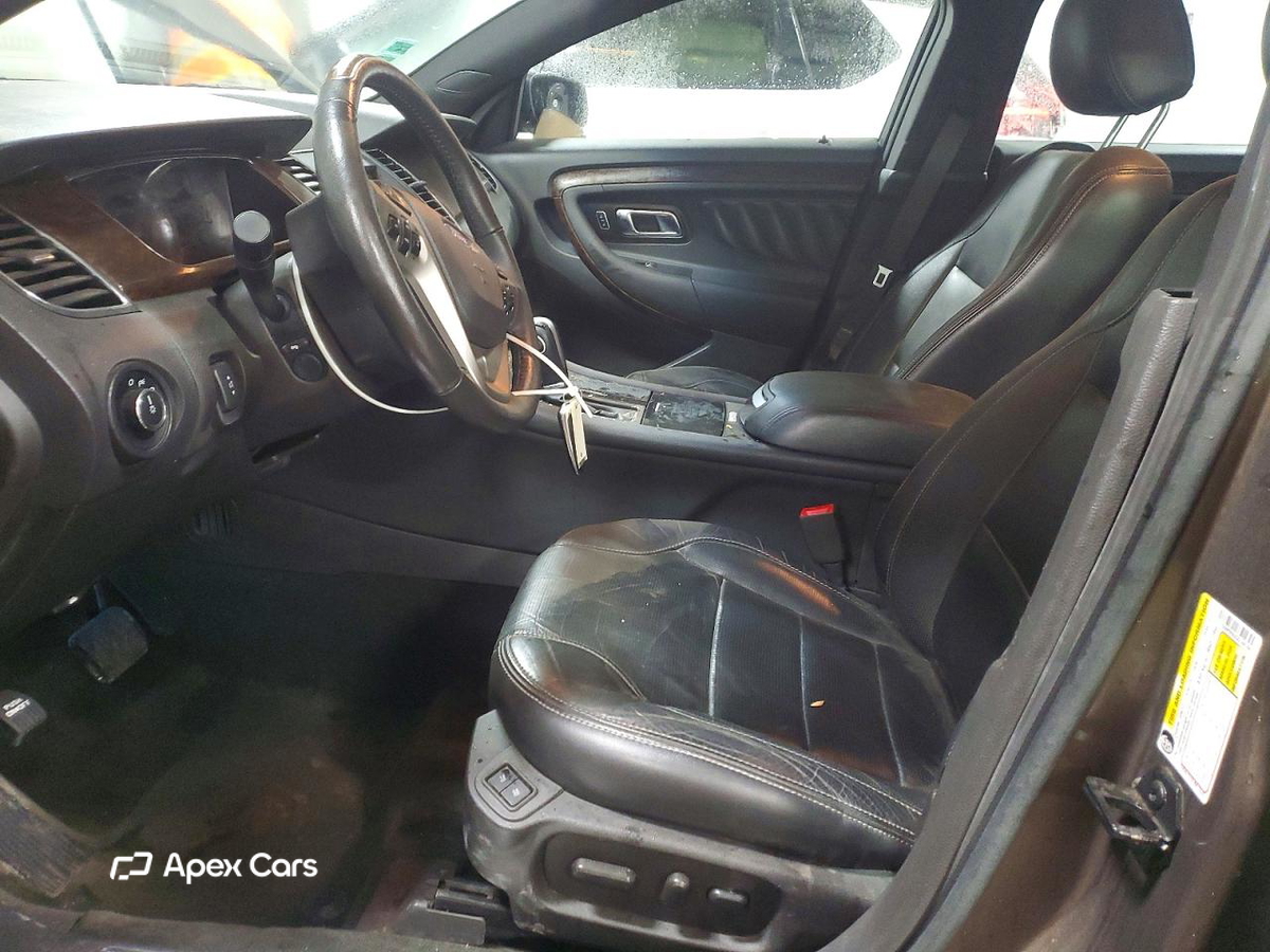 Ford Taurus 2016