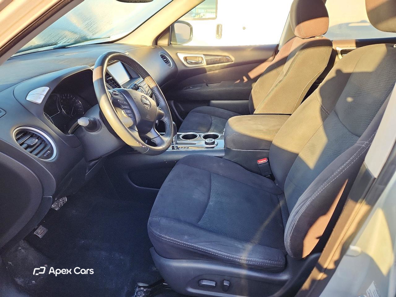 Nissan Pathfinder 2016