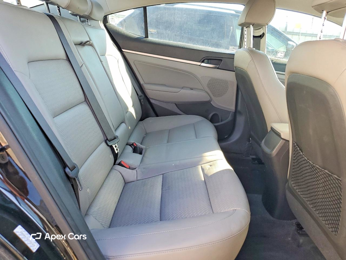 Hyundai Elantra 2019