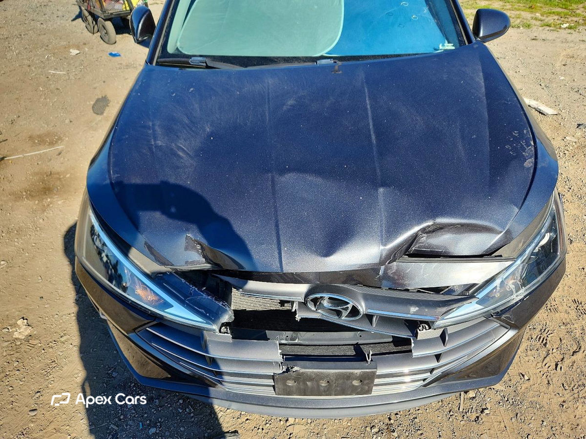 Hyundai Elantra 2020