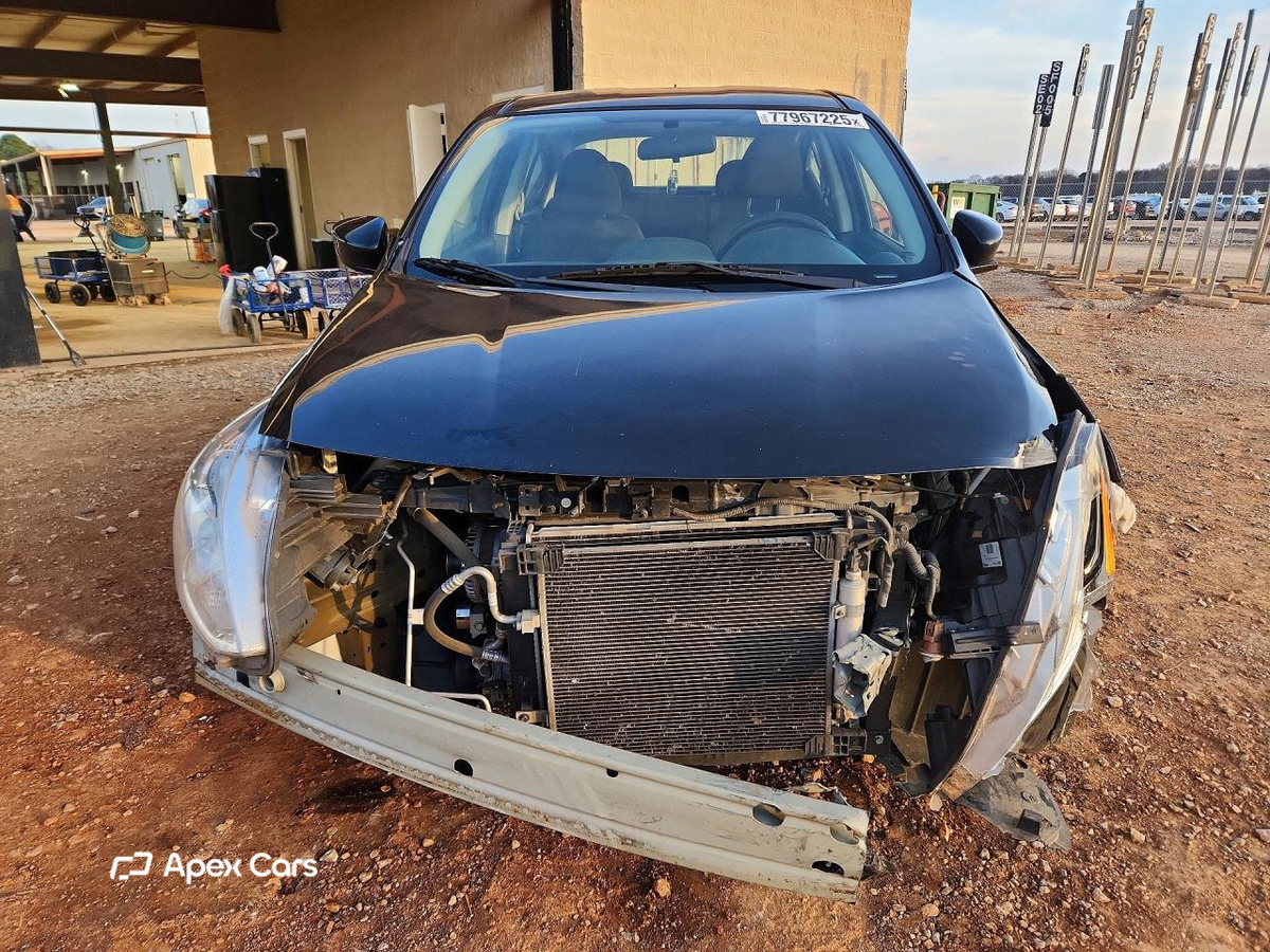 Nissan Versa 2019