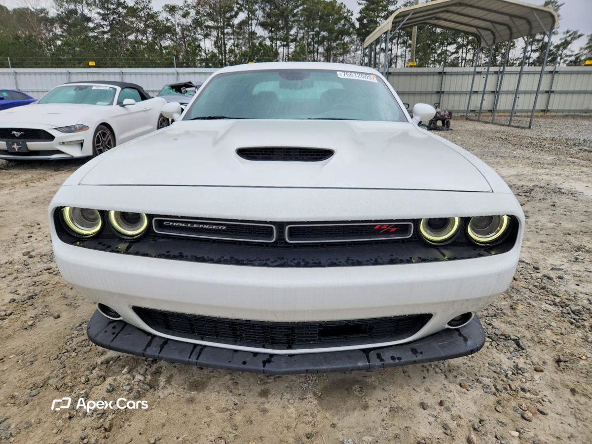 Dodge Challenger 2022