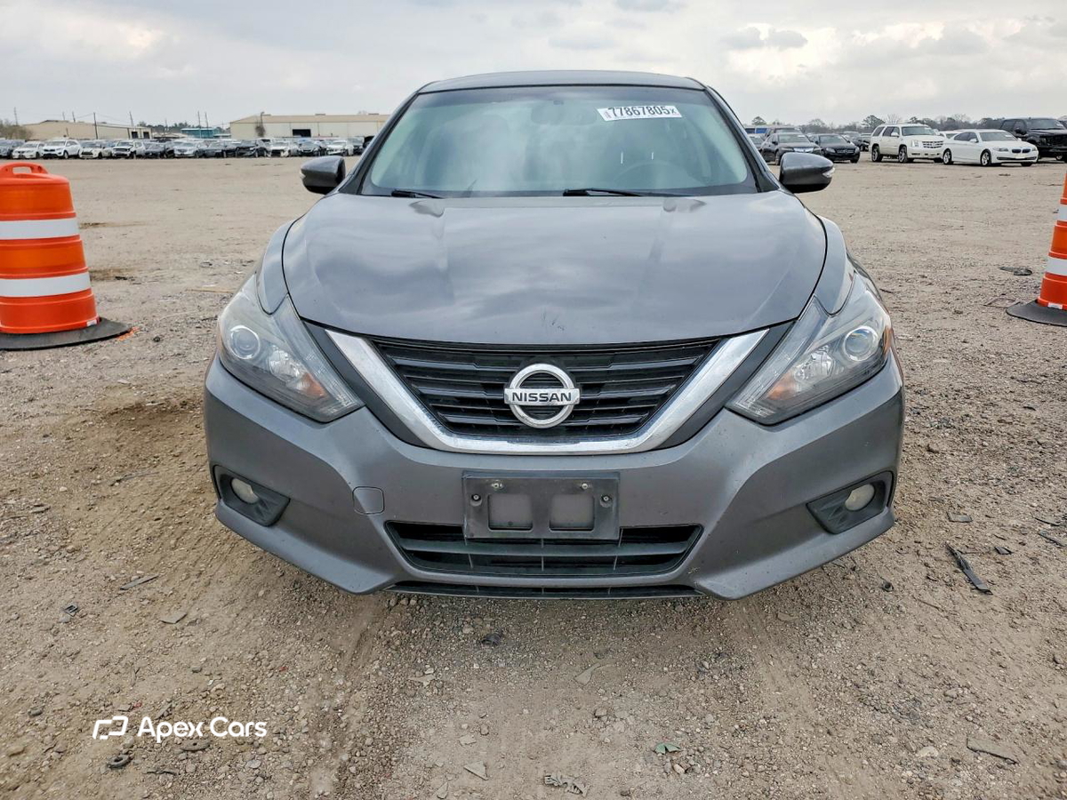 Nissan Altima 2018