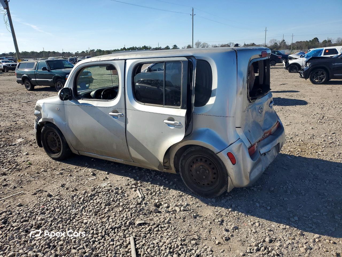 Nissan Cube 2010