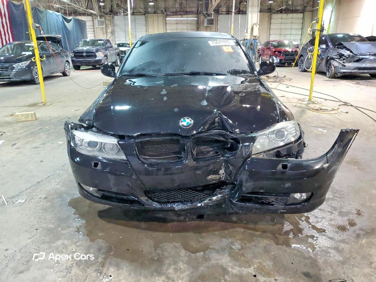 BMW Series 3 2011