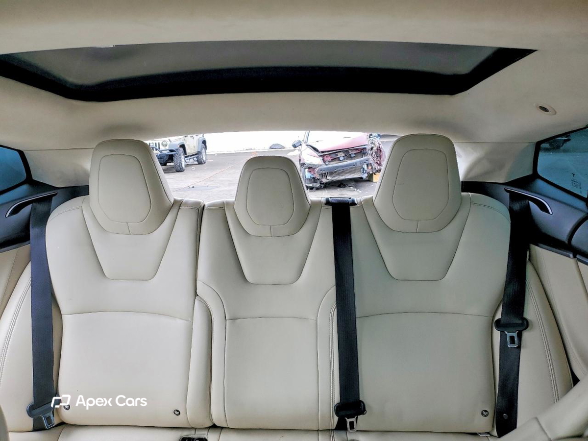 Tesla Model S 2018