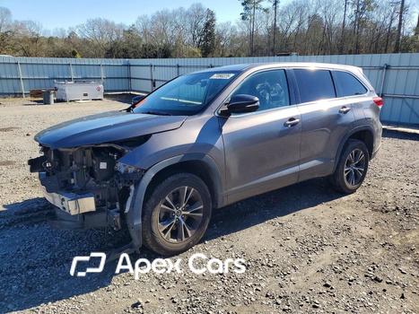 Toyota Highlander 2018 - Image 1 of 13